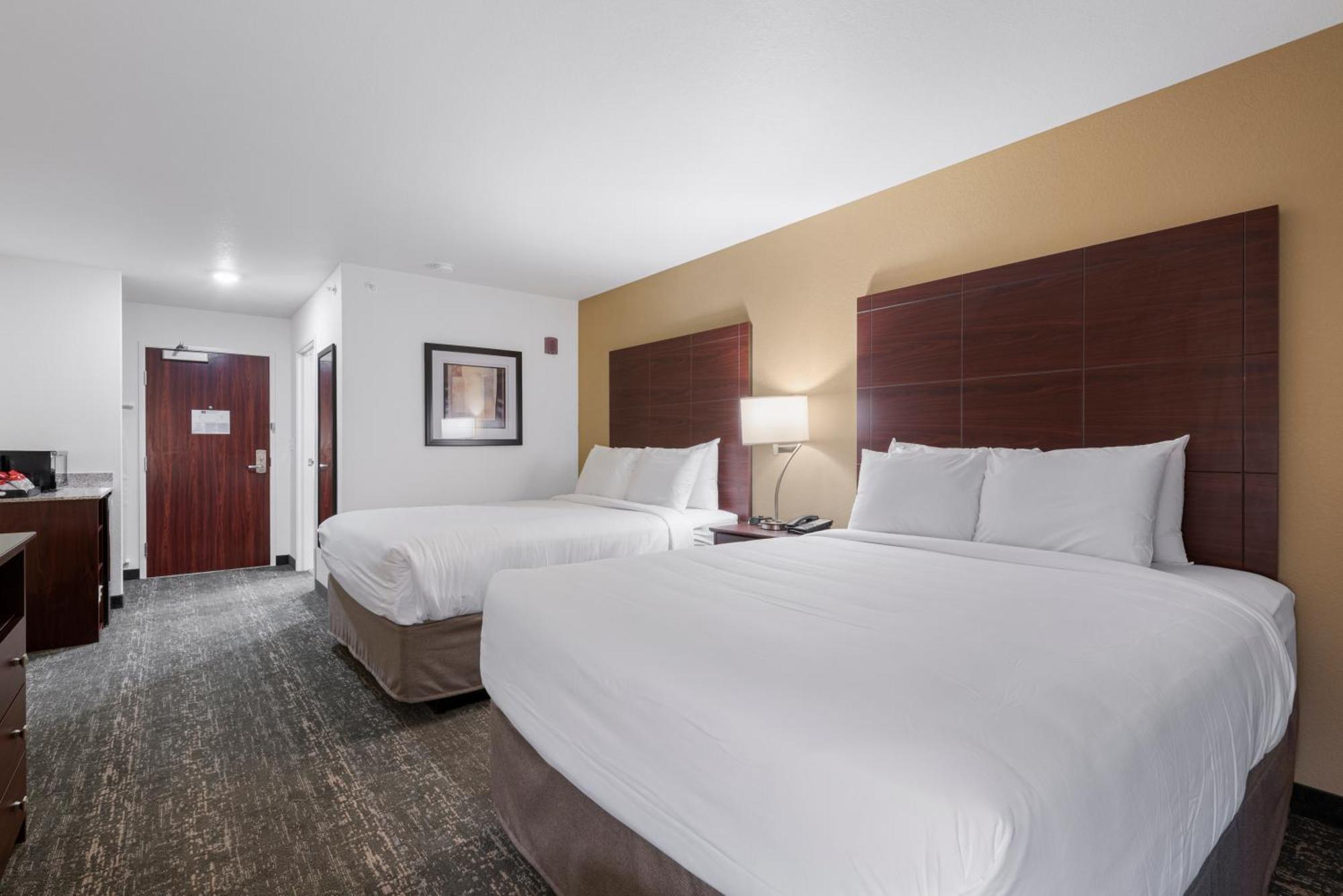 Cobblestone Hotel & Suites - Bellefontaine 外观 照片