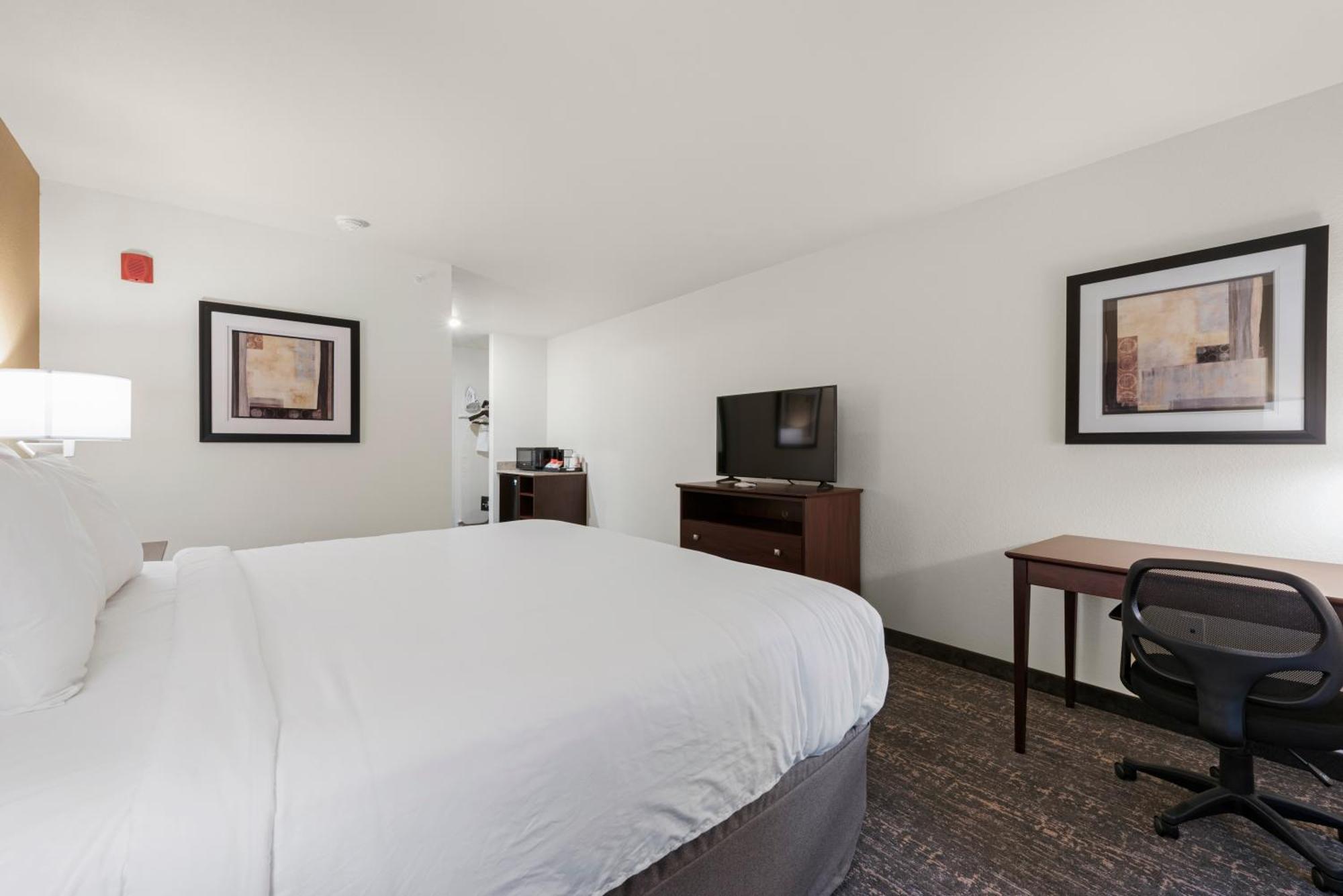 Cobblestone Hotel & Suites - Bellefontaine 外观 照片