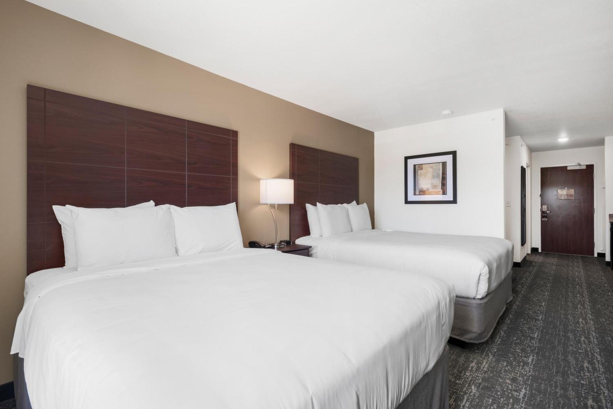Cobblestone Hotel & Suites - Bellefontaine 外观 照片